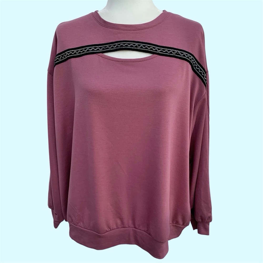 Como Blu Mauve Pink Peekaboo Front Cutout Scoop Neck Long Sleeve Top Women’s 1X